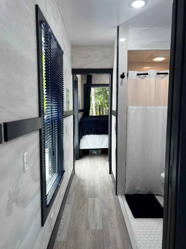 Luxury Shipping Container Homes (40’ x8'x 9’6” Tall) Two Blue, Two Grey - Image 5