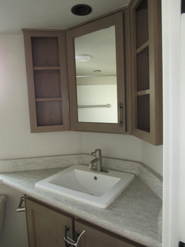 RoamLite Tiny House On Wheels - Image 10